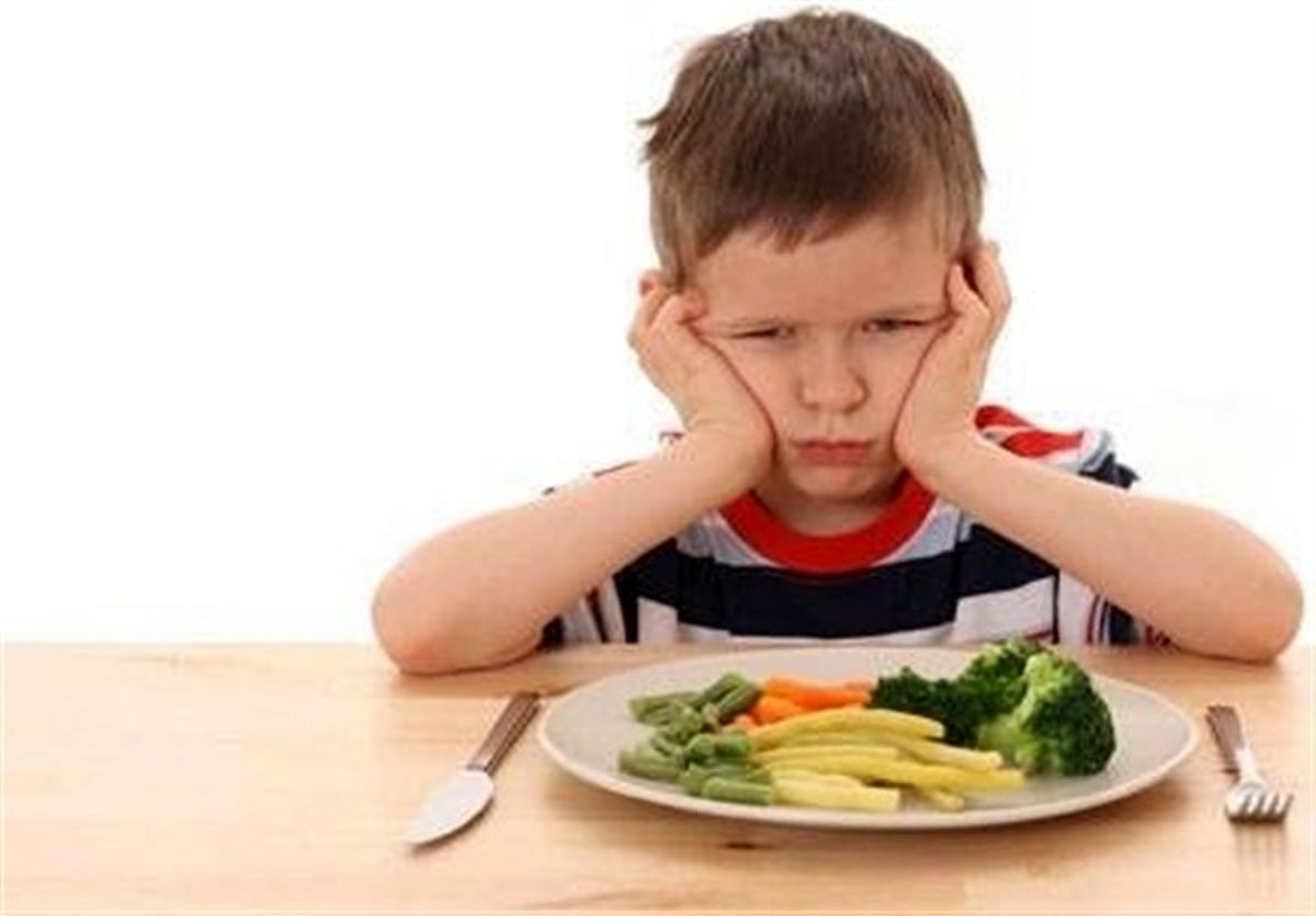 با خواسته های غیرمنطقی کودکم چگونه برخورد کنم؟