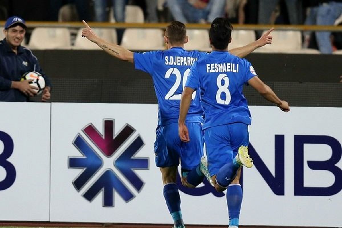 "استقلال" جای "پرسپولیس" را گرفت