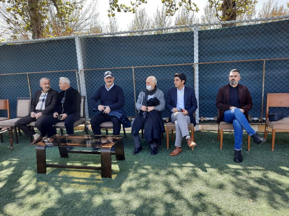میهمانان سینمایی و فوتبالی برای بازی پرسپولیس!+عکس