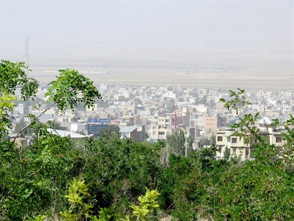 ریزگردها بام ایران را هم تسخیر کردند