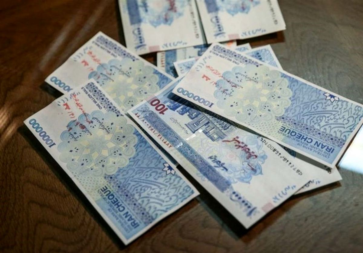 دختر 6  میلیاردی از خانه فرار کرد 