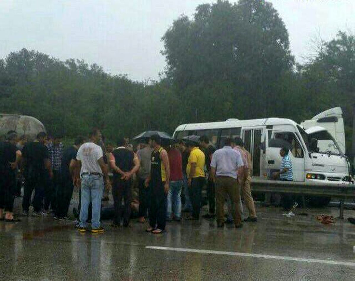 
تعداد کشته‌های حادثه ون سربازان به دو نفر رسید + عکس
