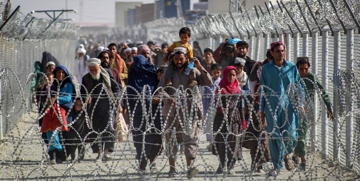پناهجویان افغان: ما را به‌خاطر اوکراینی‌ها اخراج کردند