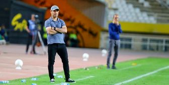 سخت‌گیری‌ها برای ما و برخورد مهربانانه برای حریفان بود