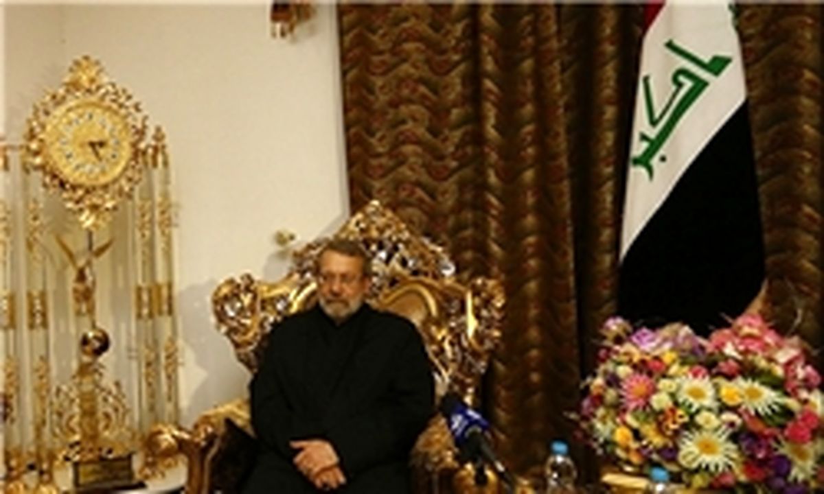 حضور لاریجانی در ضیافت ناهار تولیت حرم امام علی(ع)