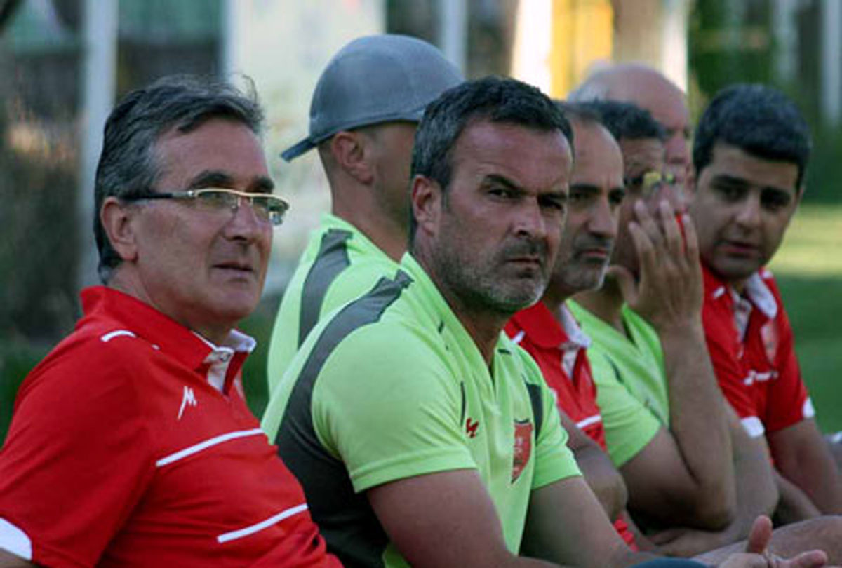 کری مربی پرسپولیس برای خلیل زاده