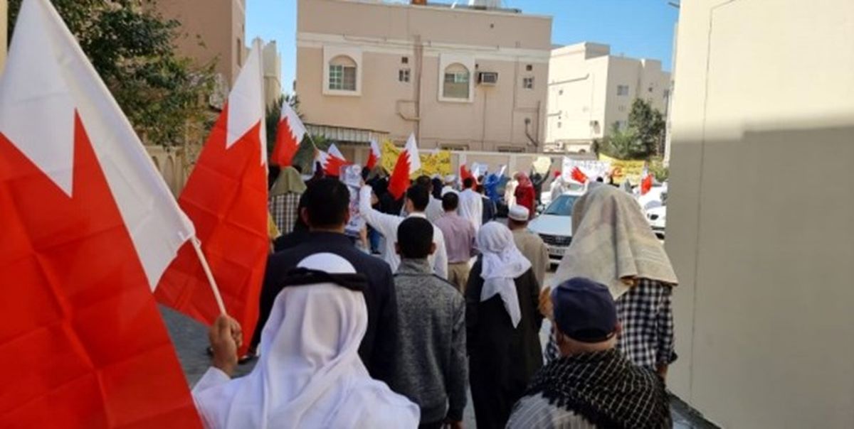 دفاع تمام قد انصارالله از انقلاب بحرین