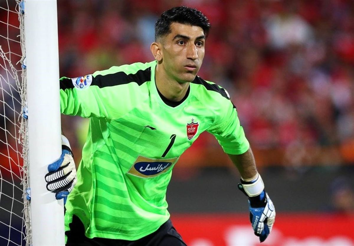 ادامه حرکات عجیب دروازه‌بان پرسپولیس در تبریز