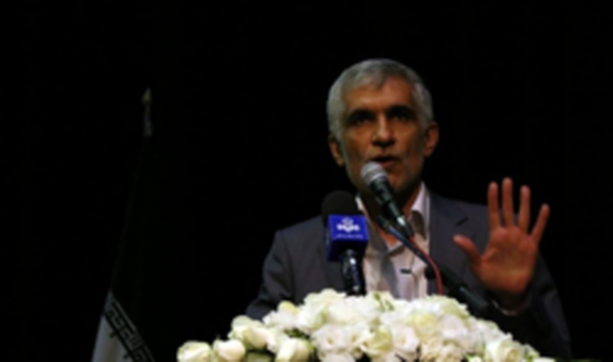 دیدار افشانی و تعدادی از کودکان و مربیان منطقه 18