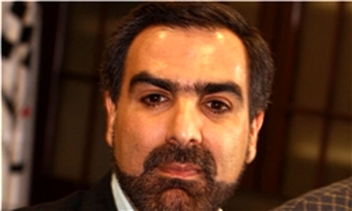 به من گفتند رویانیان احمدی‌نژادی است و برکنارم کردند