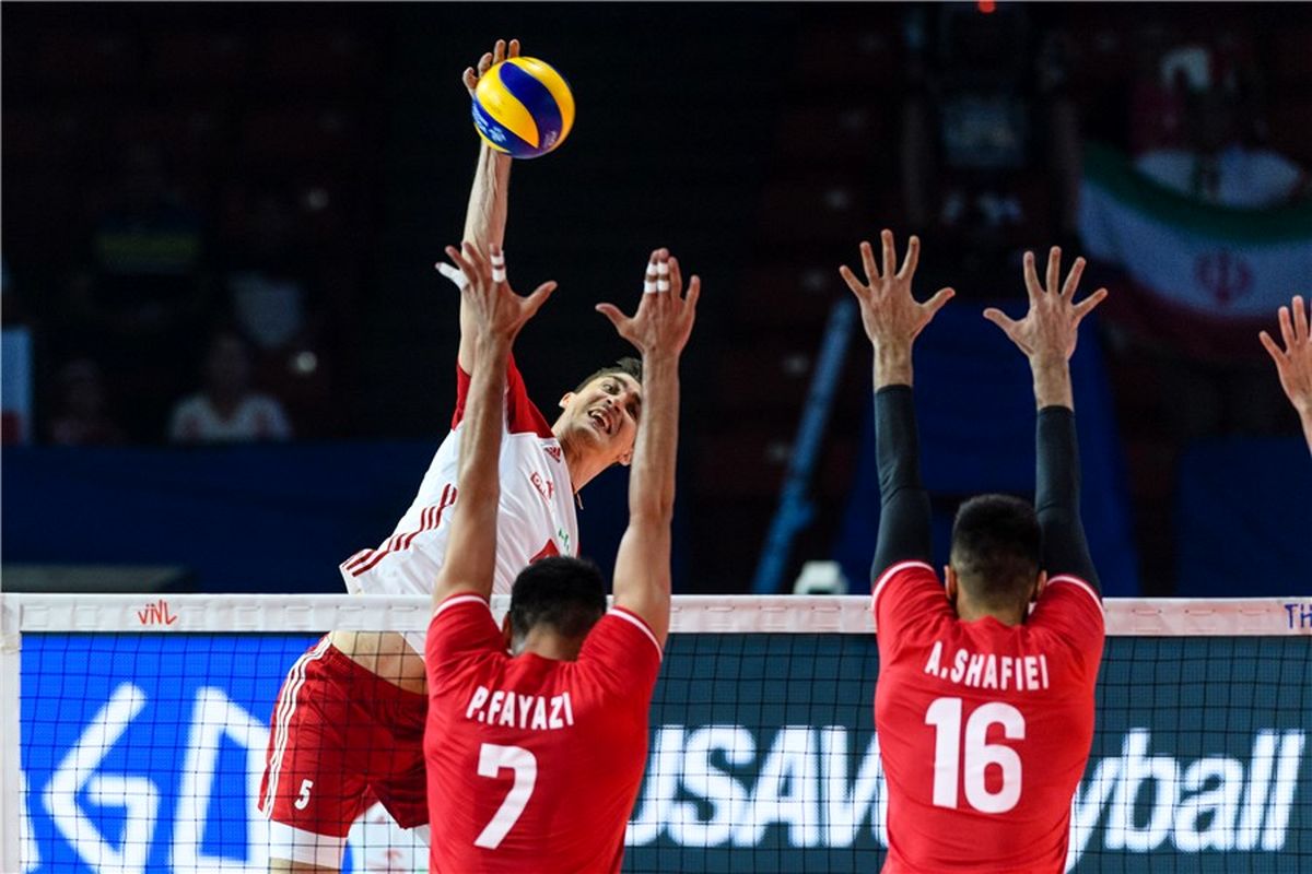 
ایران ۱ - لهستان ۳ /دیدار ایران - برزیل جدال برای بقا در جام
