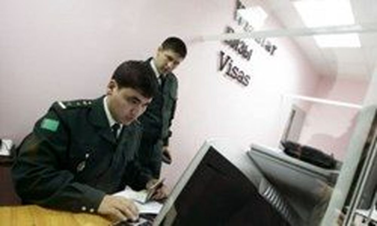 ممنوع‌الخروج شدن مردان زیر 30 سال در ترکمنستان