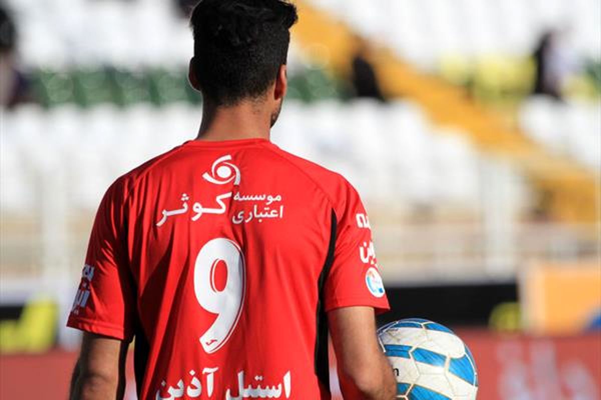 شوک طارمی به پرسپولیس/ آقای گل تمدید نمی کند؟