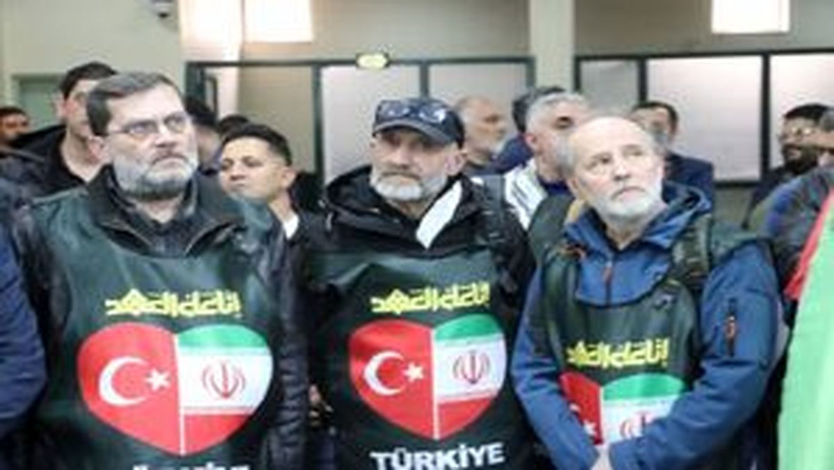 کاروان همدلی کشور ترکیه از مرز ماکو وارد کشور شد