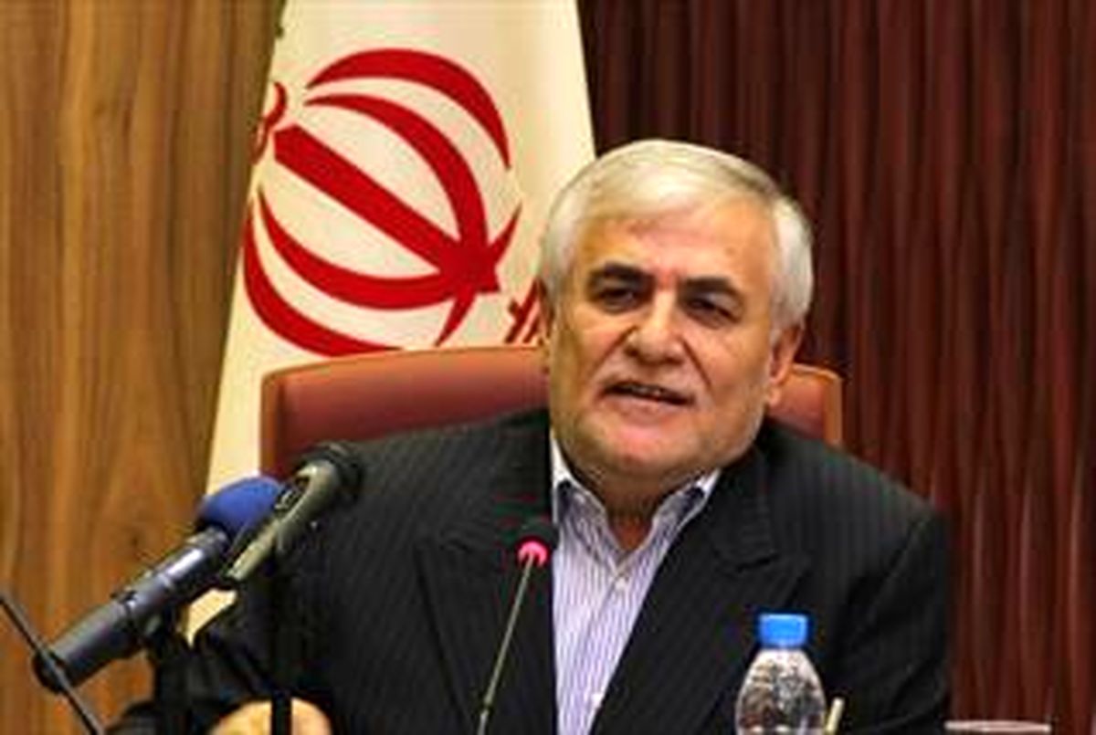 اگر این آقا عزل شود وزیر را استیضاح می کنیم!/دختر آقای جنجالی ساکت است