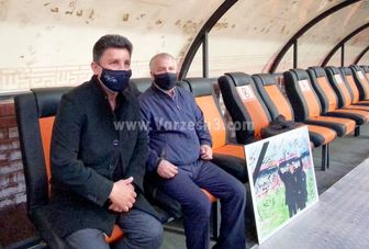 حضور علی پروین و امیر قلعه‌نویی روی نیمکت تیم سرخابی+ فیلم