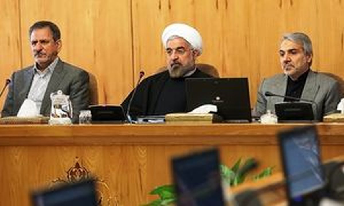 نوبخت تیر خلاص را به روحانی زد