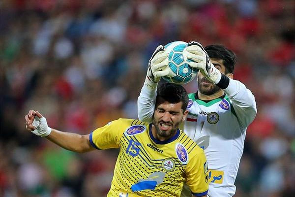 منصوریان به دنبال جذب یک مدافع بوشهری