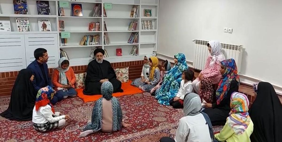 حضور رئیسی در یکی از مراکز دخترانه نگهداری کودکان فاقد سرپرست مؤثر
