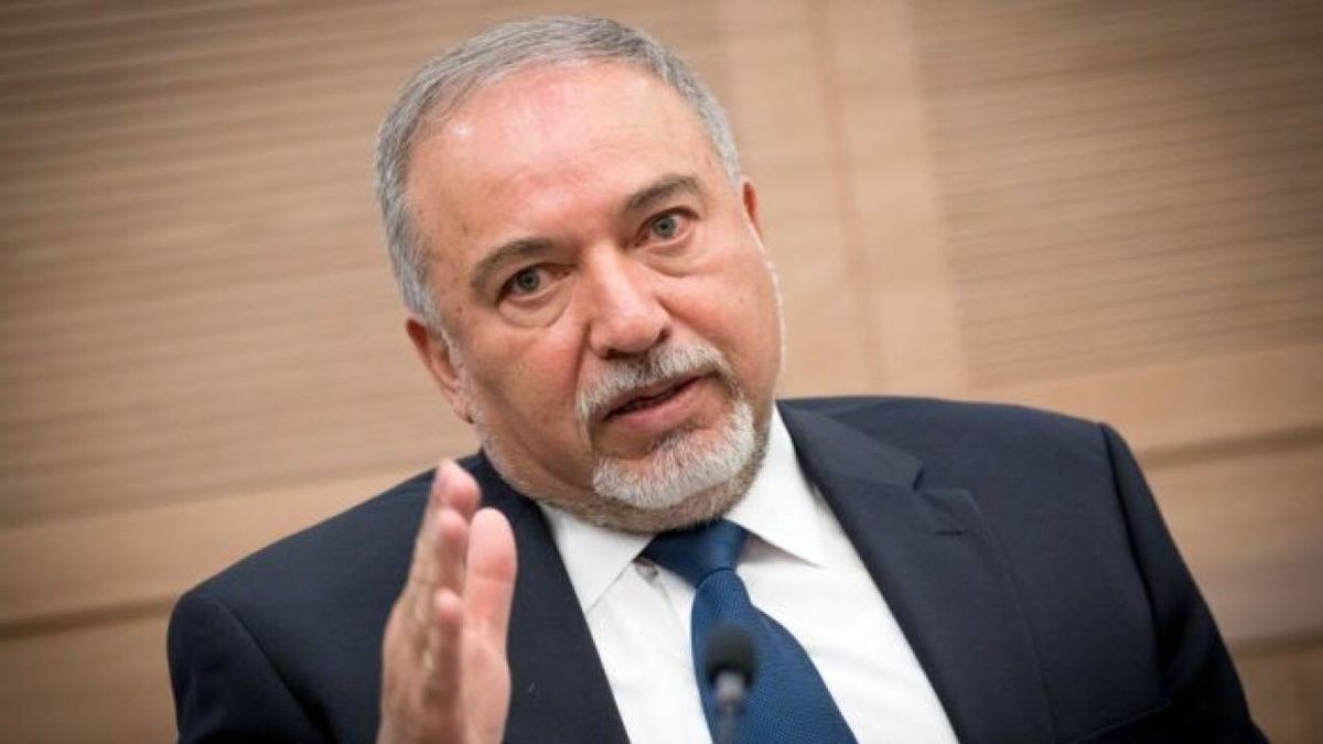 لیبرمن خواهان استعفای نتانیاهو، گالانت و هالیوی شد
