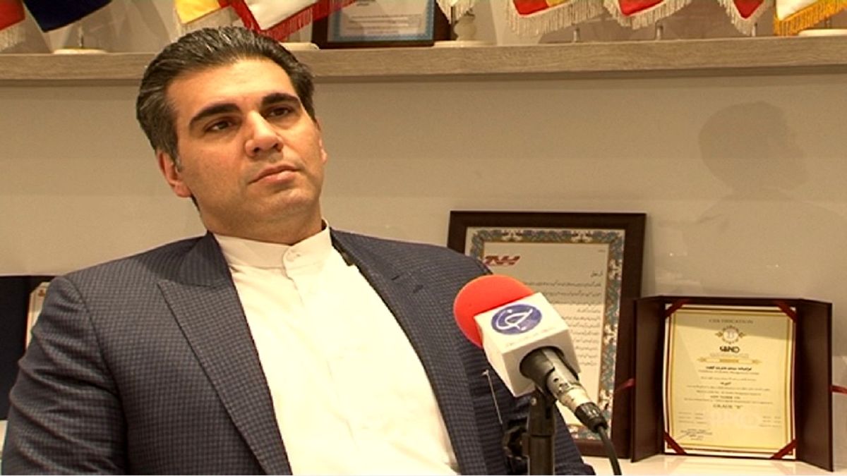 کاهش حواشی بازار با بازنگری در قیمت خودرو 