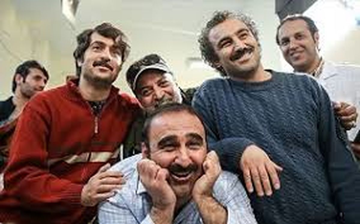 دور همی پایتختی ها در یک رستوران/عکس