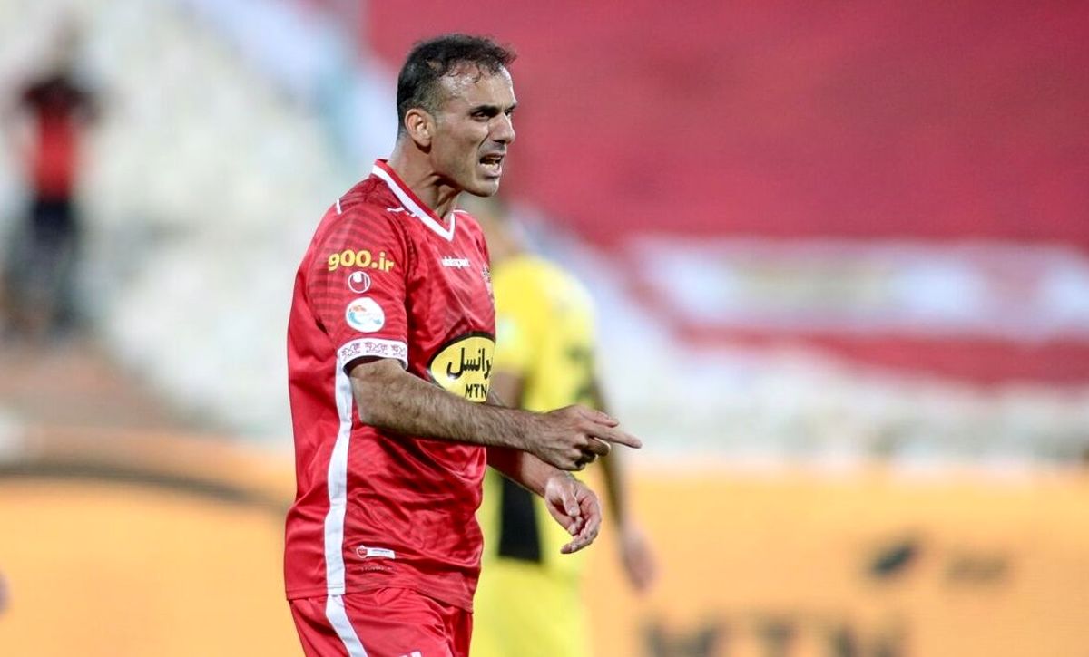 سوپرمن پرسپولیسی ها در بلاتکلیفی؛ سیدجلال حسینی رفتنی شد؟
