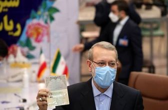لاریجانی: اداره کشور نباید در دست افراطیون و سازشکاران باشد