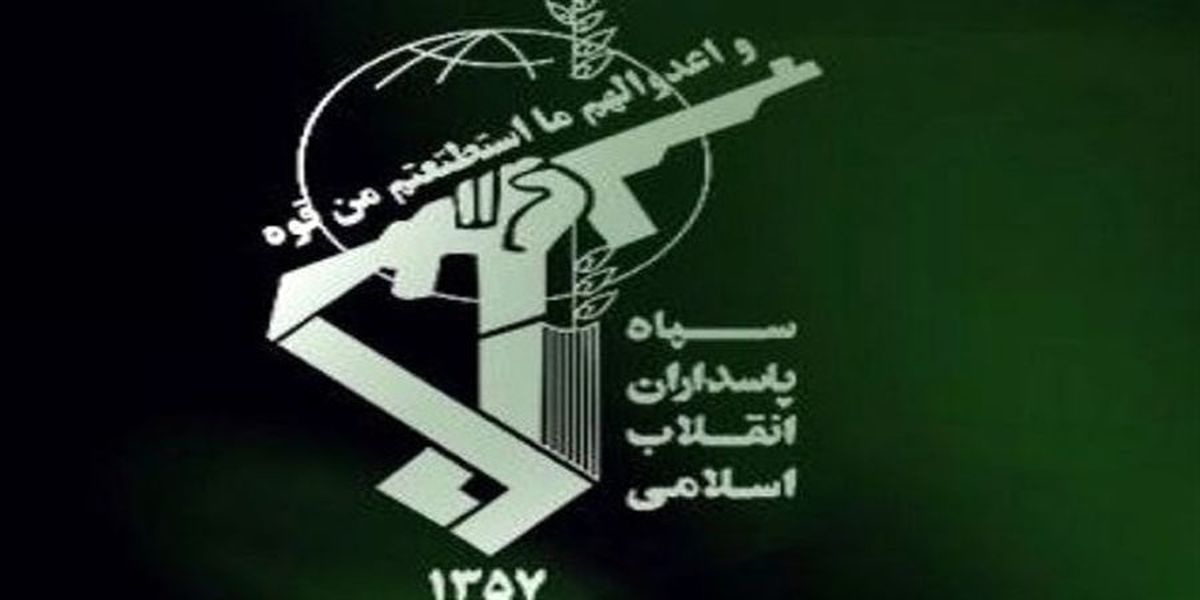تصویری از لبخند دلچسب دو سردار در رزمایش پیامبر اعظم
