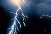 بی آبی، رعد و برق و عدم امکانات درمانی جان دختر نوجوان دلگانی را گرفت