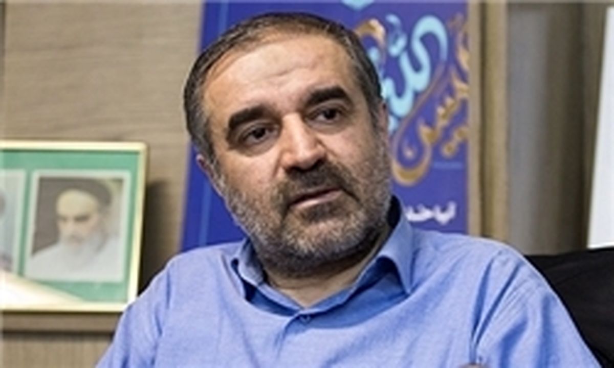 اکثریت تعیین‌کننده رئیس مجلس است نه مواضع سیاسی