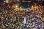 شعار شب گذشته مردم در میدان انقلاب تهران 