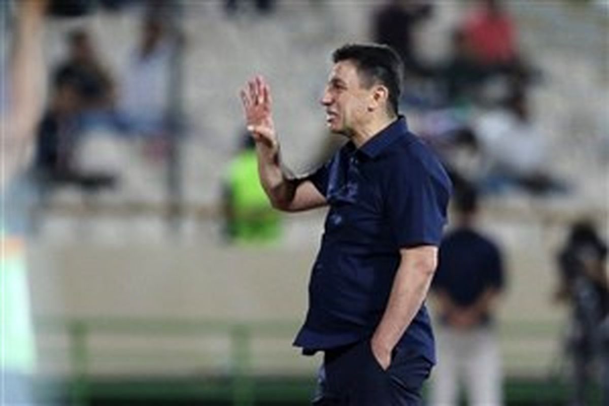 قلعه نویی: فکر کردم پرسپولیس می‌خواهد قهرمان شود