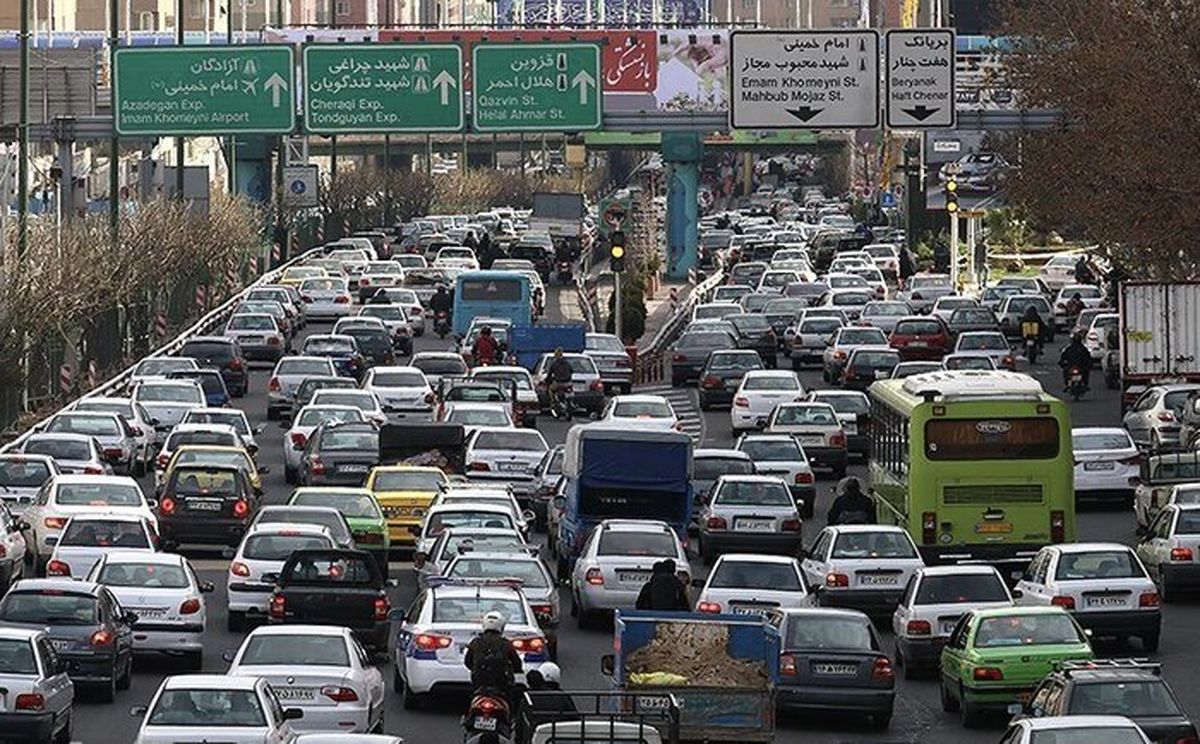 بازگشت ترافیک سنگین با مسافران به تهران
