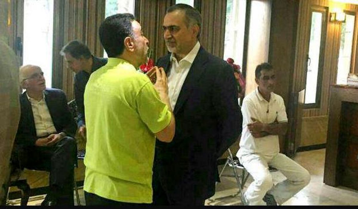 واکنش برادر روحانی به دیدارش با یک فتنه گر/ دیدار با تاجزاده اتفاقی بود!
