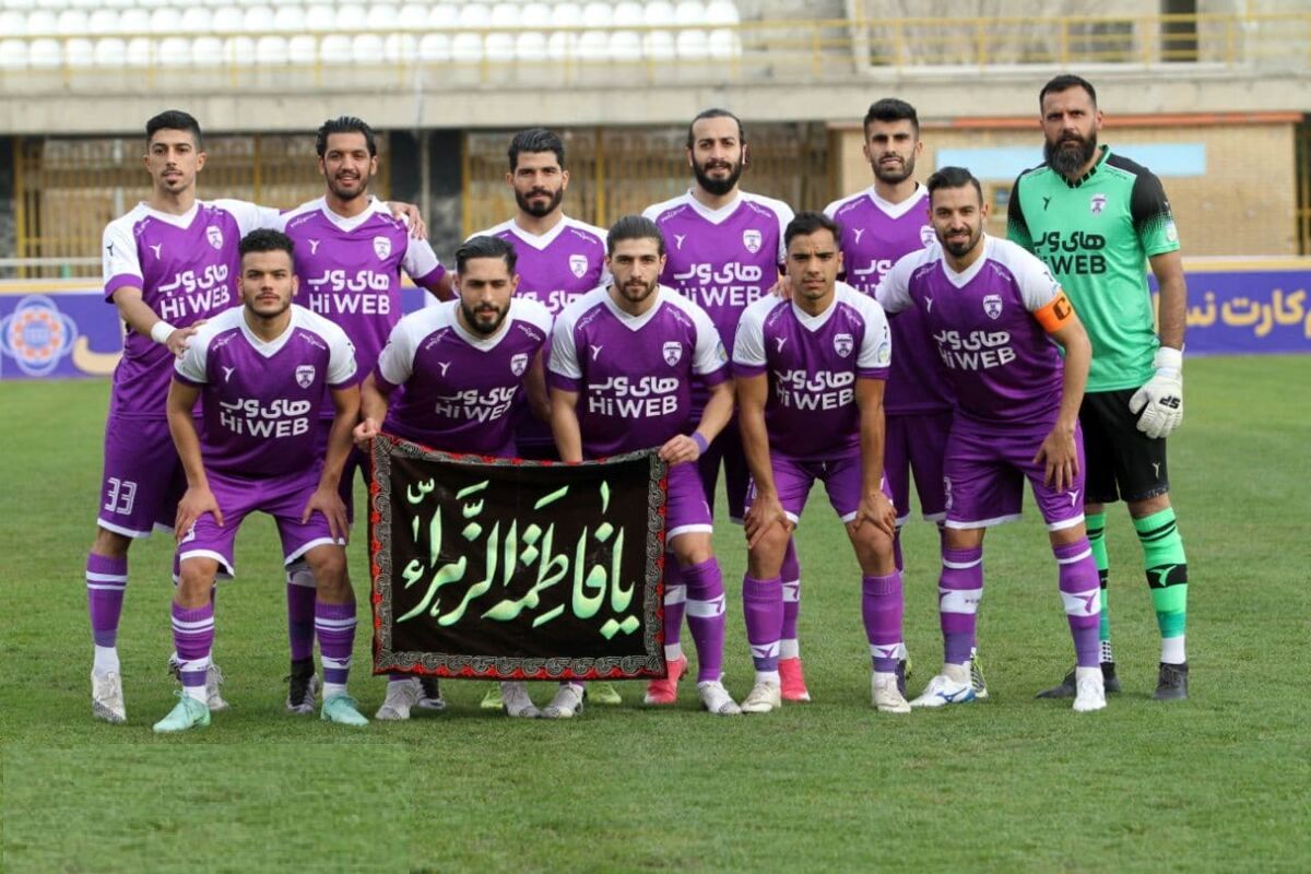 واکنش هوادار به لغو دیدار با استقلال