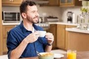 آیا واقعا صبحانه مهم‌ترین وعده غذایی است؟
