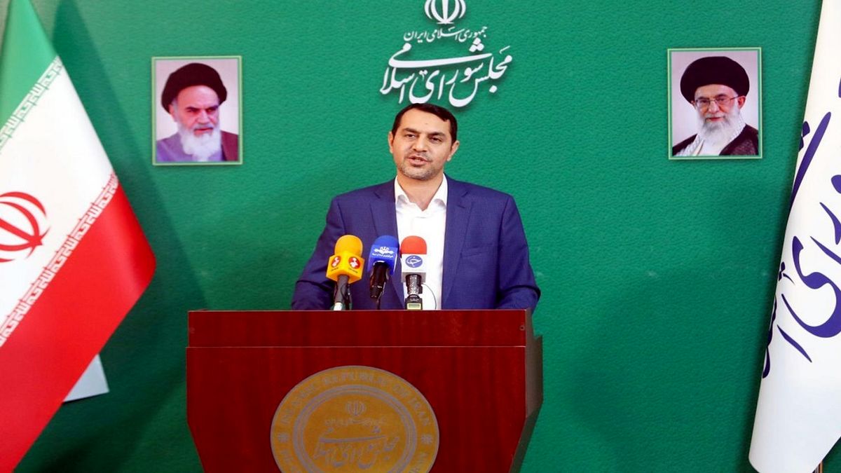 جدیدترین جزئیات افزایش و حداقل حقوق کارمندان و بازنشستگان در سال 1403