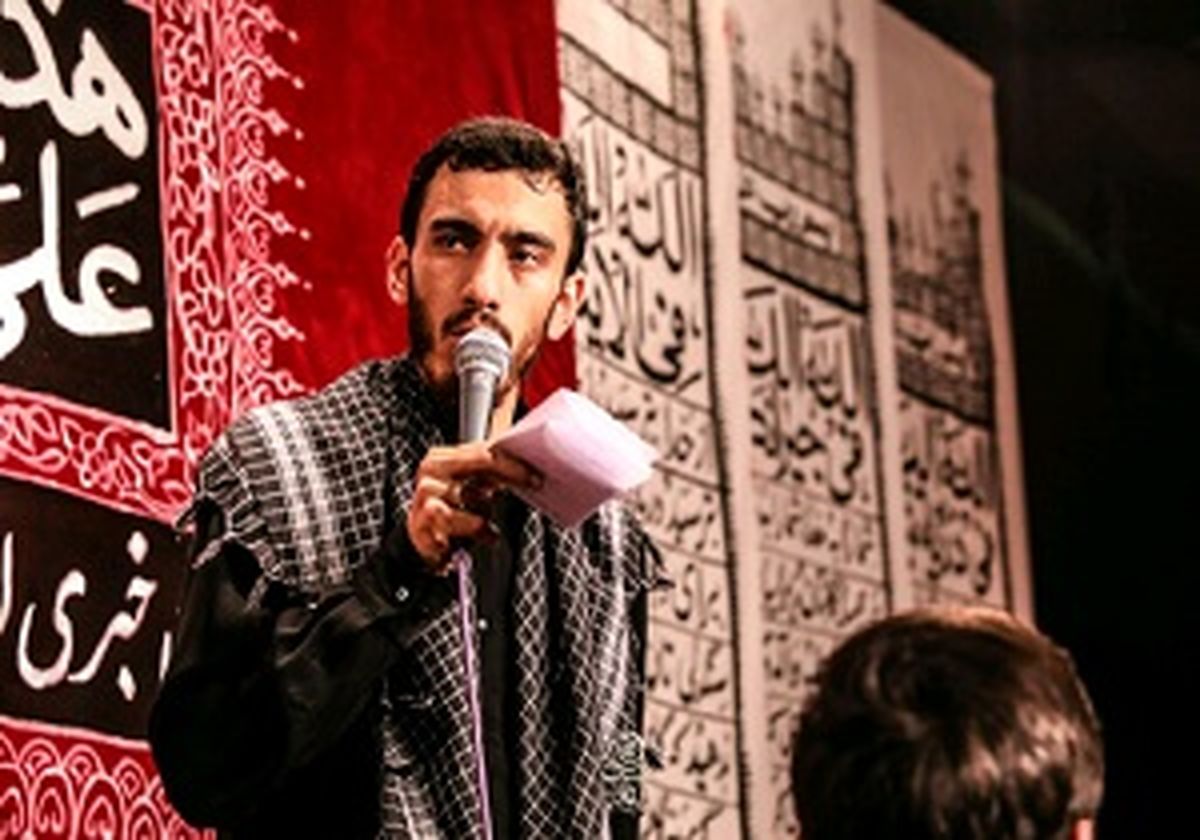 
مداحی محرم ۹۸ با نوای حاج مهدی رسولی/ فیلم
