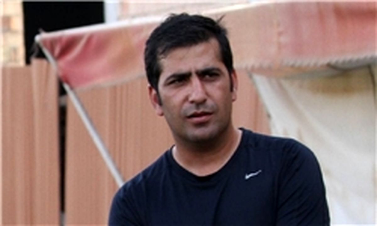 عده ای به استقلال چسبیده اند و نمی گذارند قهرمان شود!