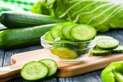 
بهترین میوه برای خشکی و بوی بد دهان