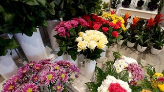 قیمت گل و شیرینی در روز مادر اعلام شد
