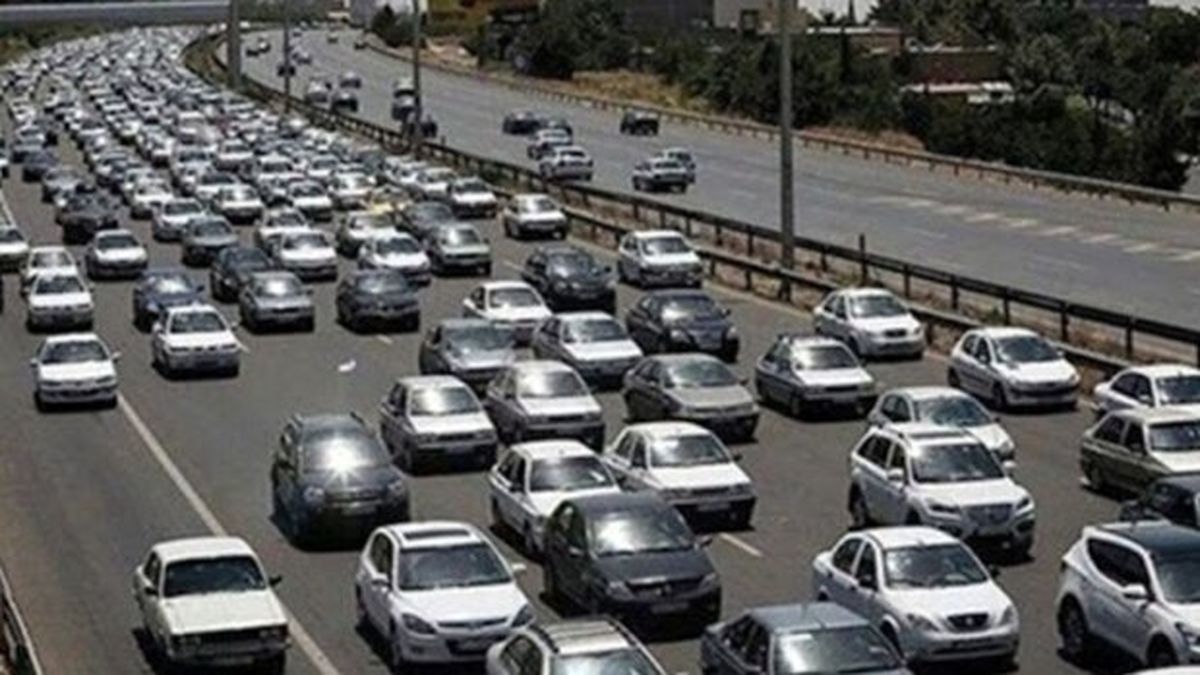 تردد در محوهای خروجی پایتخت افزایشی است
