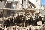 محبوس شدن ۴ کارگر در پی ریزش آوار ساختمان