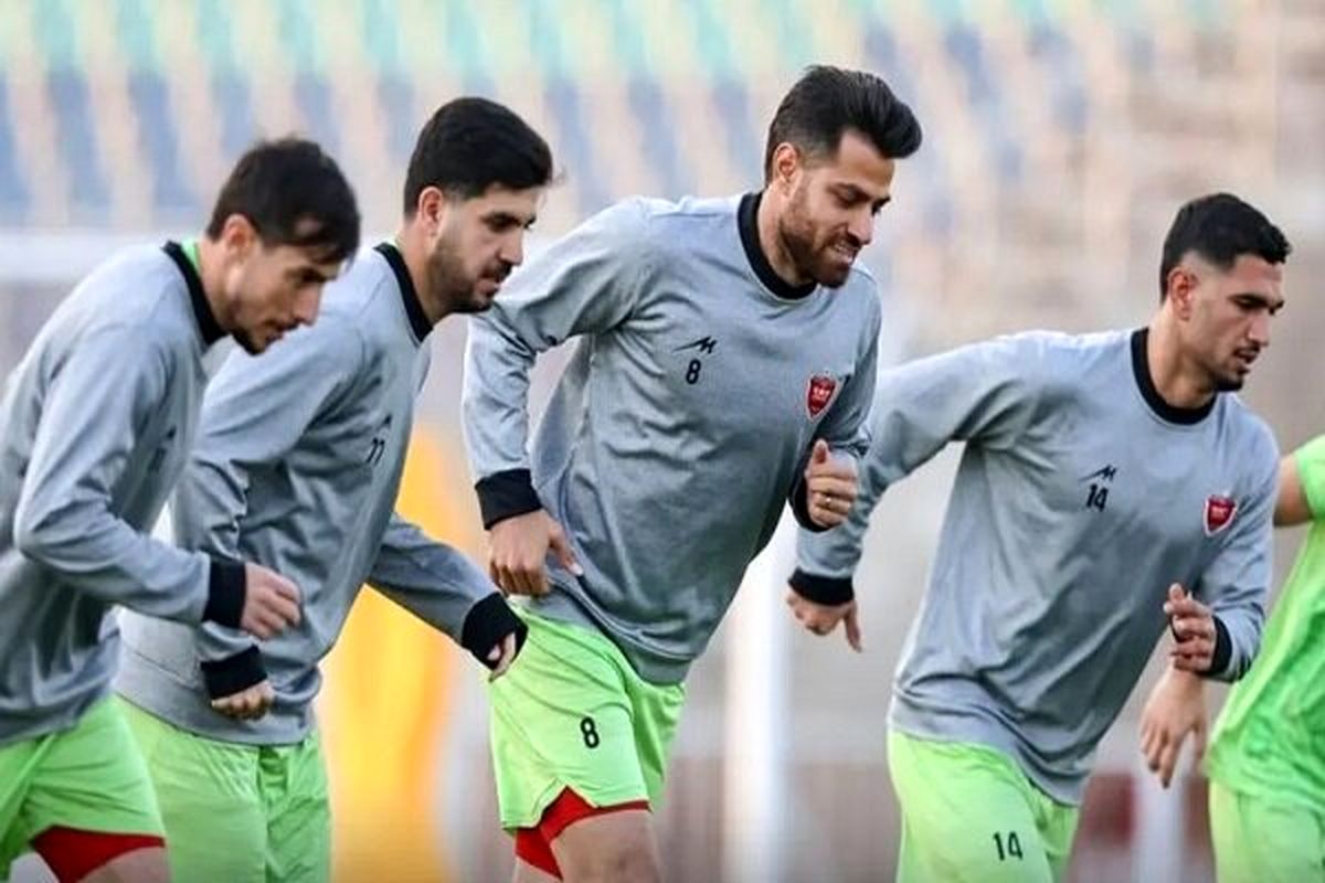 بازگشت مدافع پرسپولیس به ترکیب