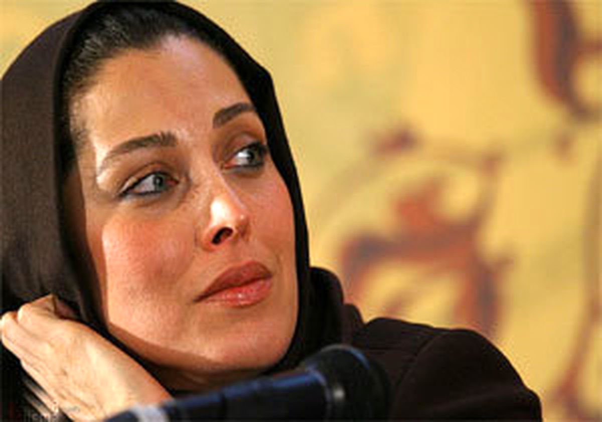 پوشش «مهتاب کرامتی» در ترکیه