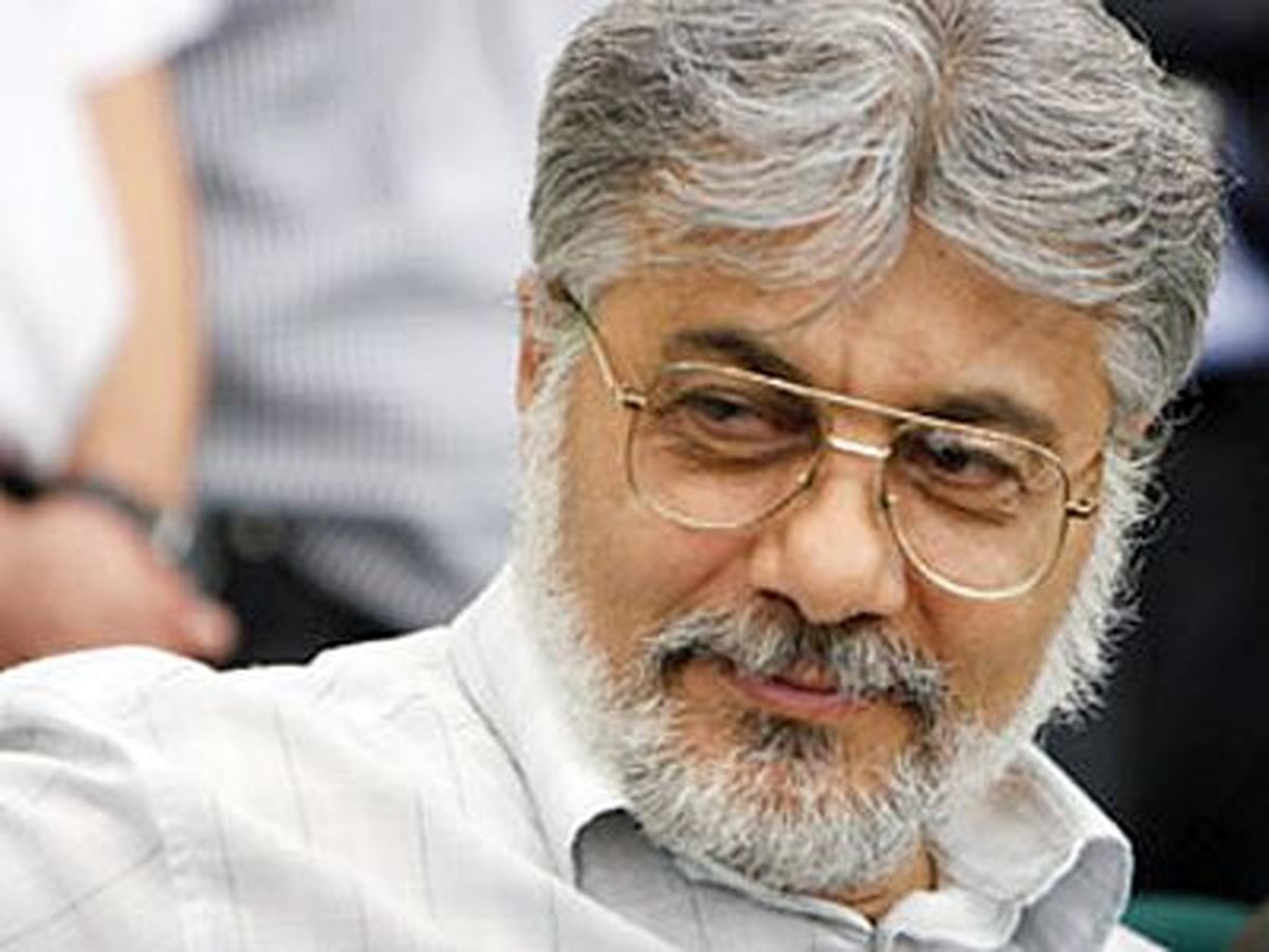 قصه حسن روحانی قصه عروس هزار داماد است!