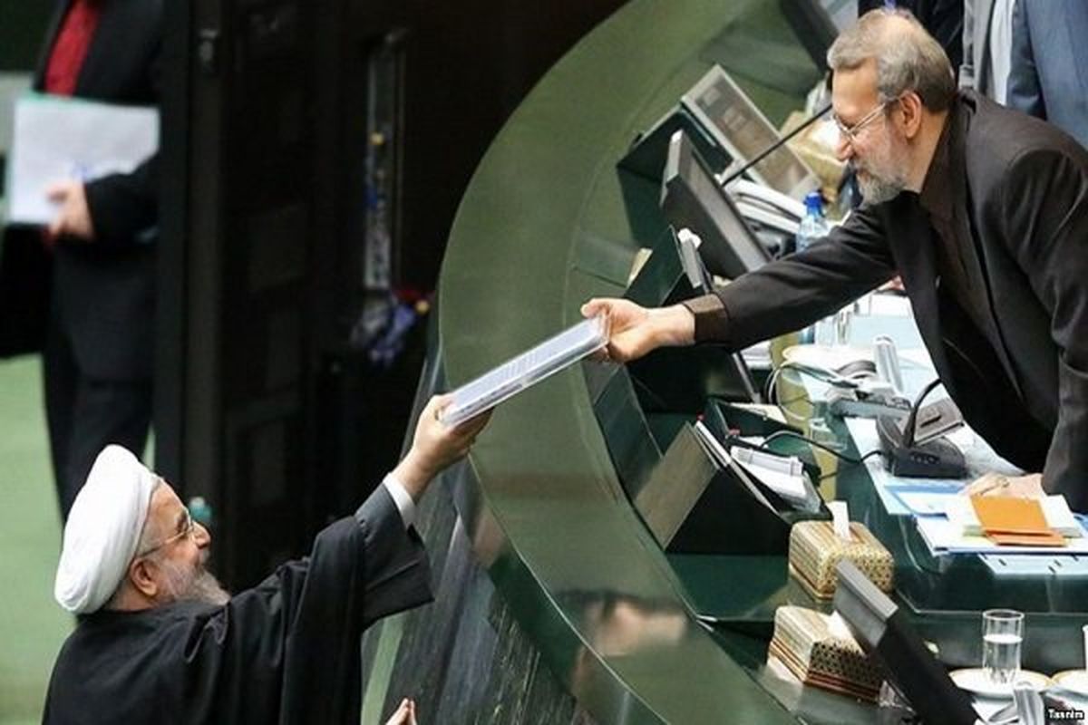 روحانی لایحه بودجه ۹۶ را به مجلس تقدیم می کند