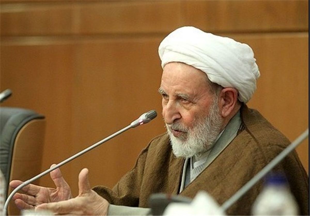 آیت الله یزدی: برخی ضعف مدیریتی را به گردن تحریم می اندازند