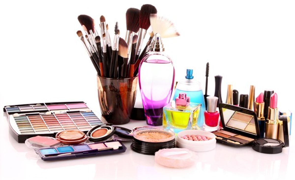 آرایش صورت را چه زمانی پاک کنیم که به پوست آسیبی نرسد؟